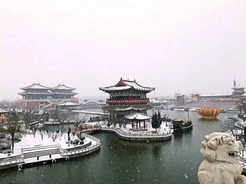 美在四季美在清明上河園