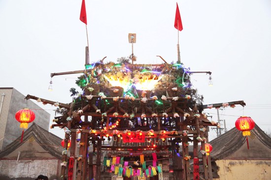  老家河南網-安陽年俗景觀——崇義犁耙燈