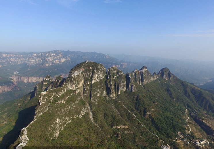  老家河南網-太行絕景地   攬勝轎頂山