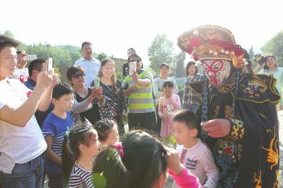  老家河南網(wǎng)-旅游扶貧的新縣實(shí)踐